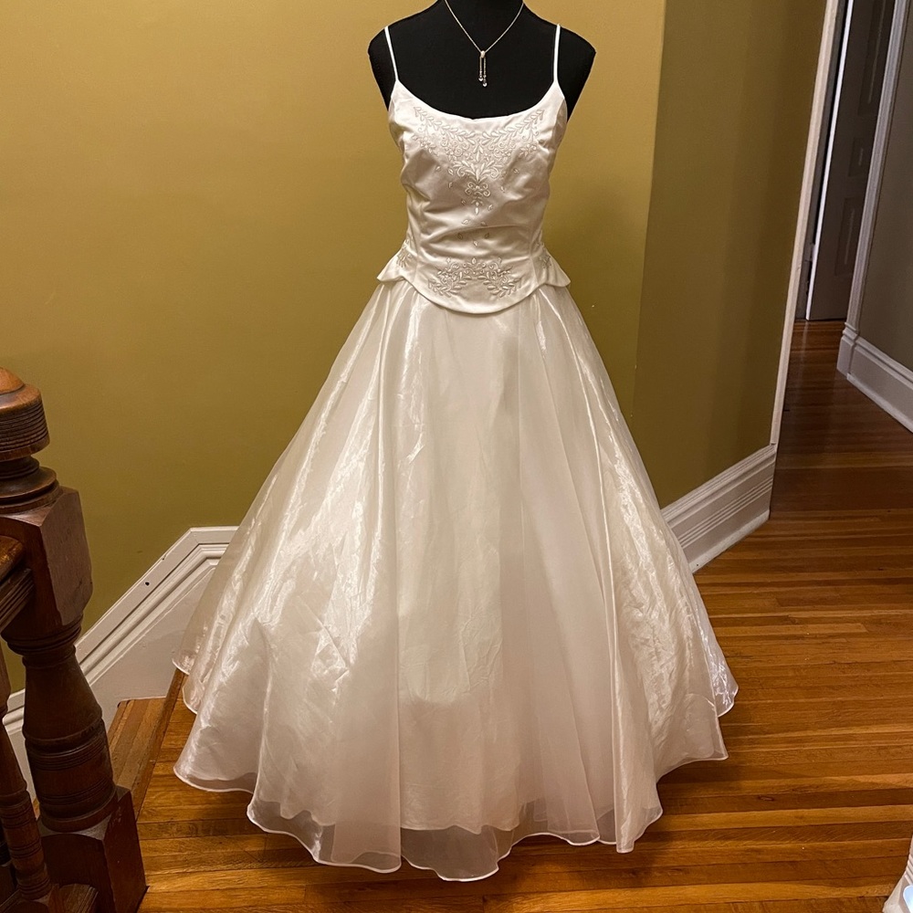 Ball gown